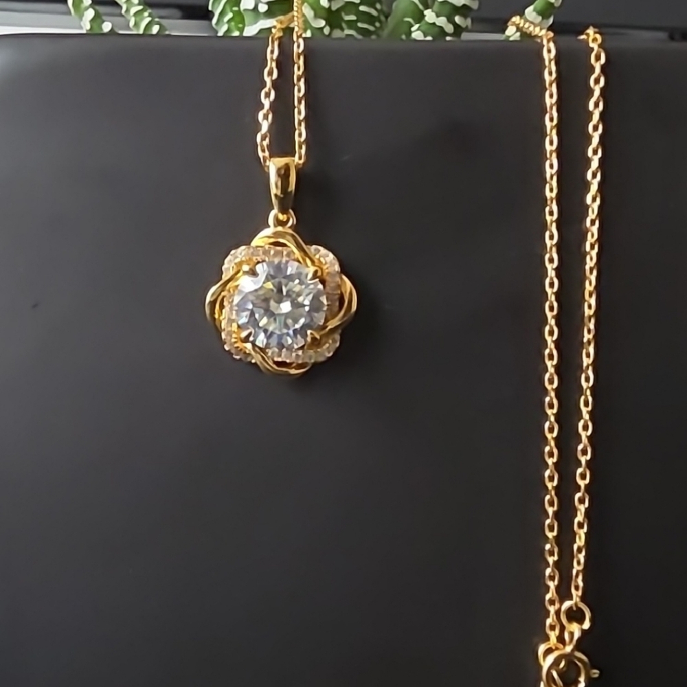 STUNNING 3CT Moissanite Star Of David Necklace